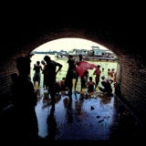 indian-people-ganges-ghat-ritual