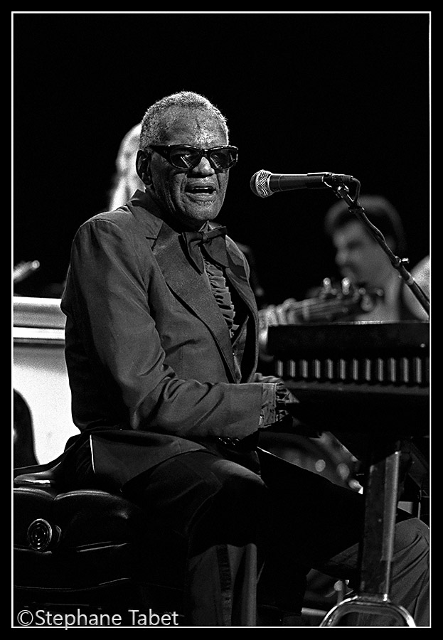 Ray Charles playing on stage