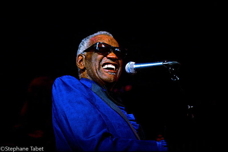 Ray Charles playing on stage