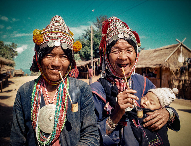 U-lo-akha-tribe-old-women